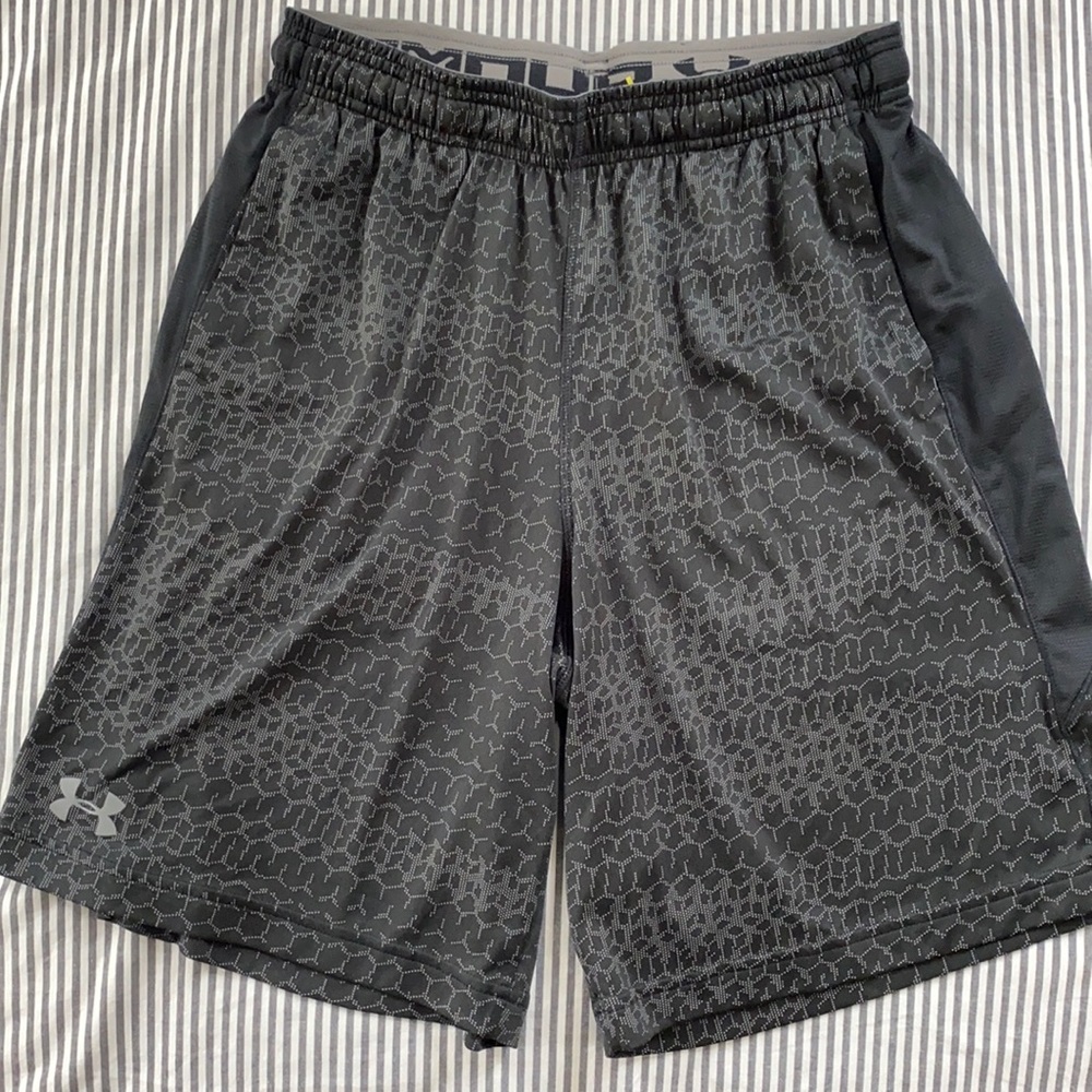 Under Armour Ball Shorts Medium